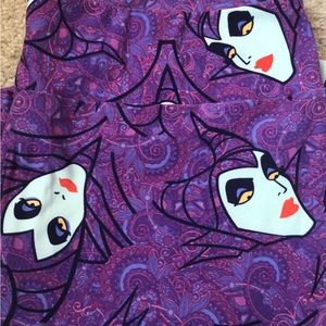 Lularoe Disney Maleficent Leggings TC2